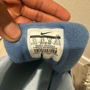 Size 9.5 Nike AirMax 1 “Have a Nike Day” used